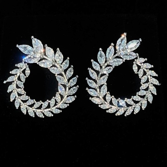Silver Cubic Zircon Leaf CZ Wreath Rhinestone Diamond Earrings - Picture 6 of 7